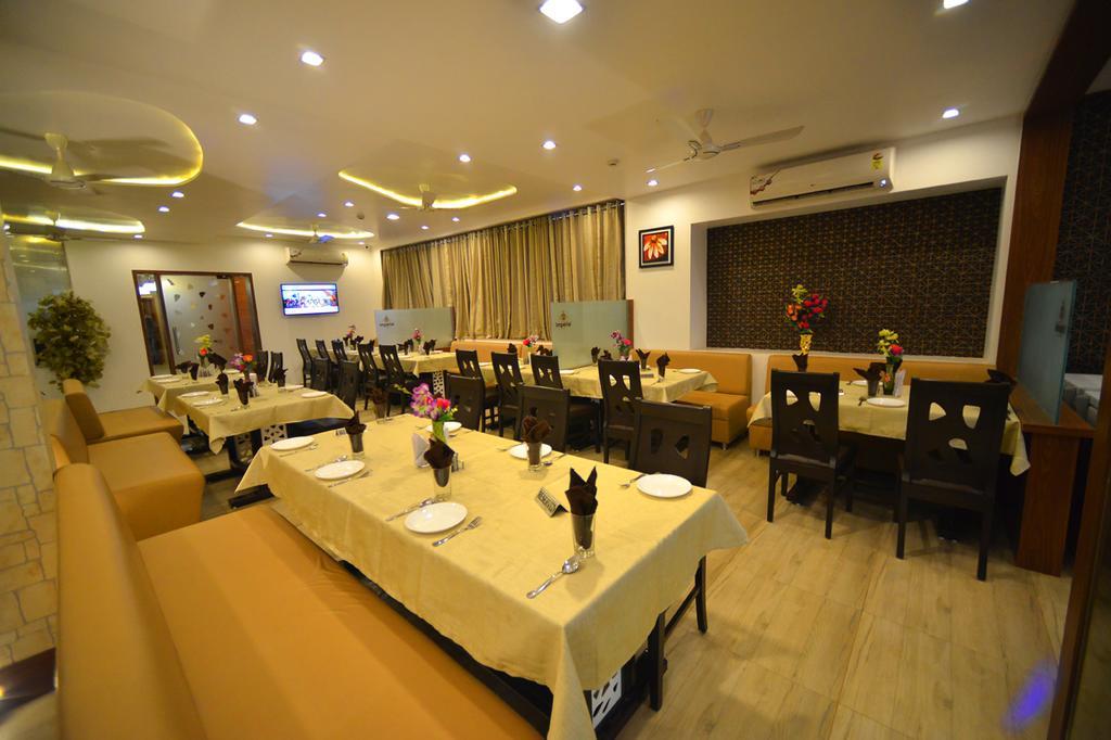 The Grand Imperial Hotel Morbi Extérieur photo